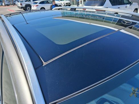 Used 2022 Mercedes-Benz GLE 350 image 4