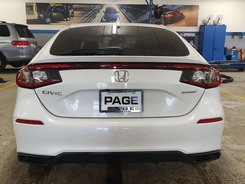 Used 2023 Honda Civic Sport image 26