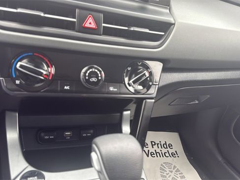 Used 2024 Kia Seltos LX image 22