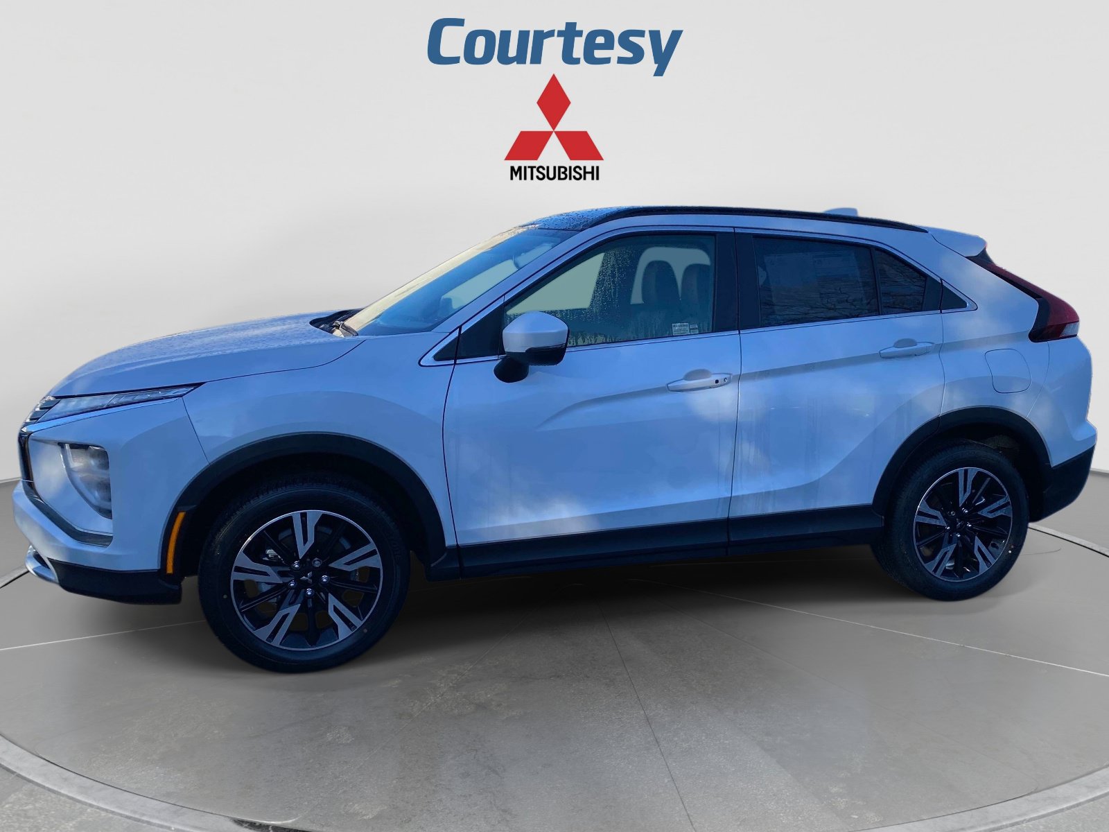 New 2026 Mitsubishi Eclipse Cross SE AWD/4WD image 2