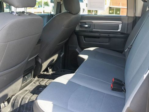 Used 2022 RAM 1500 Classic SLT w/ Electronics Group AWD/4WD image 14