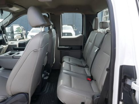 Used 2022 Ford F250 XL w/ Power Equipment Group AWD/4WD image 27