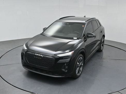 Used 2024 Audi Q4 e-tron Premium Plus w/ Premium Plus AWD/4WD image 36