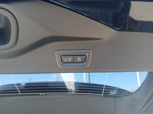 New 2026 BMW X5 sDrive40i image 11