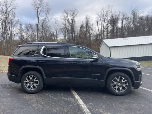 Used 2021 GMC Acadia SLE w/ Driver Convenience Package image 2