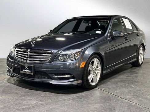 Used 2011 Mercedes-Benz C 300 4MATIC Sedan image 7