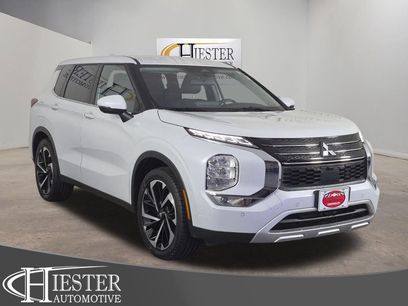 Used 2023 Mitsubishi Outlander SE