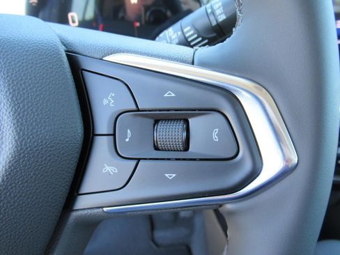 New 2026 Chevrolet Trax ACTIV w/ Driver Confidence Package FWD image 21