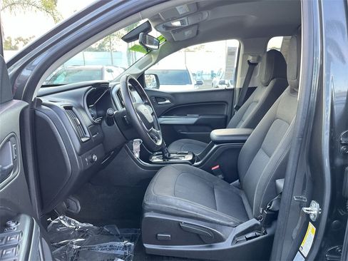 Used 2016 Chevrolet Colorado LT w/ LT Convenience Package image 16