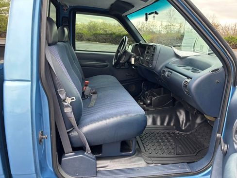 Used 1996 Chevrolet Silverado 1500 2WD Regular Cab image 13