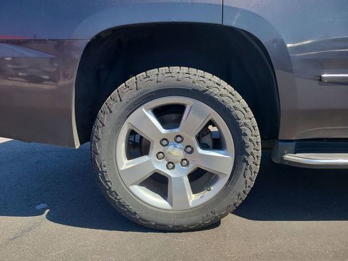 Used 2018 Chevrolet Tahoe Premier image 17