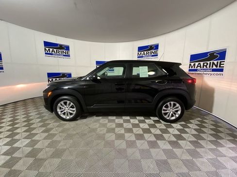 Used 2021 Chevrolet TrailBlazer LS FWD image 13