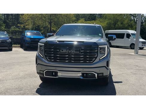 Certified 2024 GMC Sierra 1500 Denali Ultimate AWD/4WD image 3