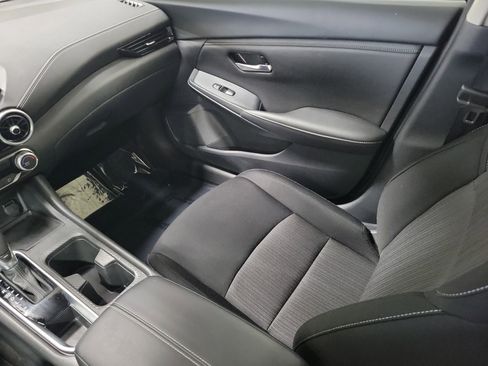 Used 2024 Nissan Sentra SV image 16