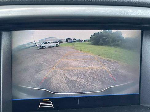 Used 2022 Chevrolet Colorado LT w/ Fleet Safety Package RWD image 30