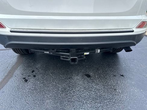 Used 2018 Toyota RAV4 LE w/ All Weather Liner Package FWD image 20