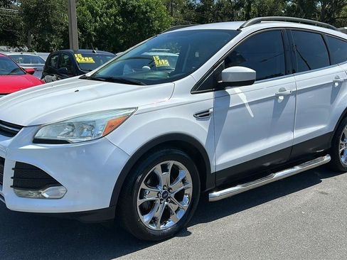 Used 2015 Ford Escape SE w/ Equipment Group 201A FWD image 12