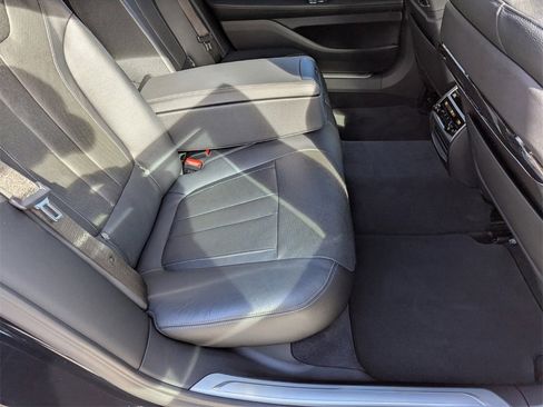 Used 2019 BMW 740i image 20