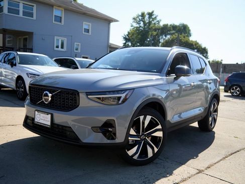 New 2026 Volvo XC40 B5 Ultra w/ Climate Package image 1