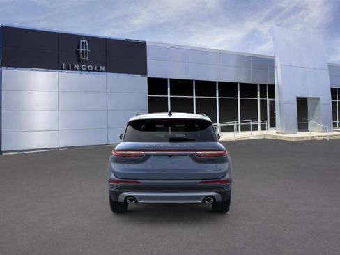 New 2026 Lincoln Corsair Premiere FWD image 5