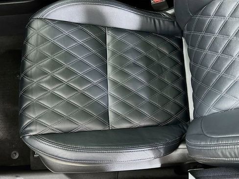 Used 2023 Mitsubishi Outlander SEL image 30