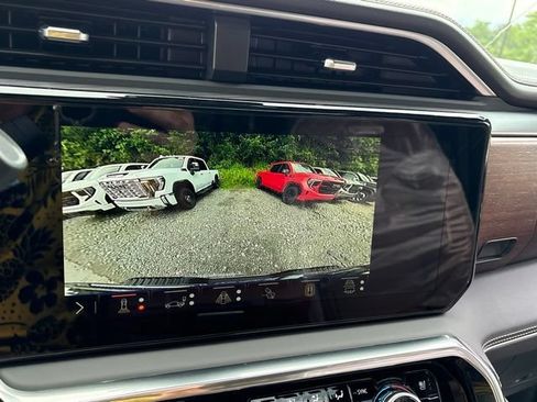New 2026 GMC Sierra 2500 Denali Ultimate AWD/4WD image 10