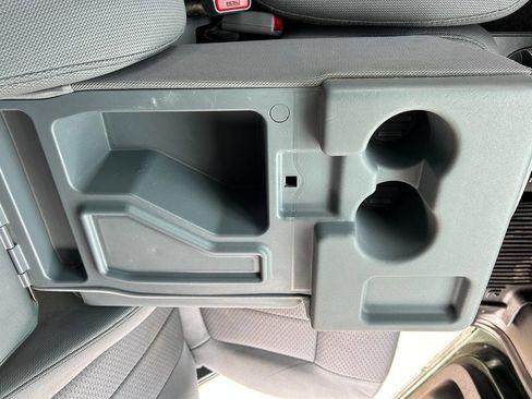 Used 2013 Ford F150 XLT w/ Luxury Equipment Group image 22