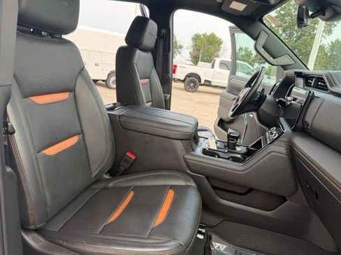 Used 2024 GMC Sierra 1500 AT4 w/ Technology Package AWD/4WD image 45