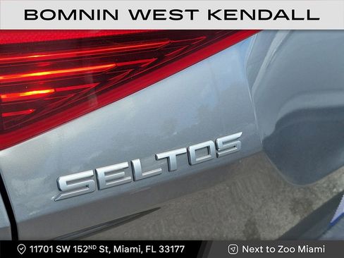 Used 2023 Kia Seltos S image 3