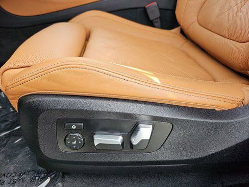 Certified 2023 BMW X5 sDrive40i w/ Parking Assistance Package image 29