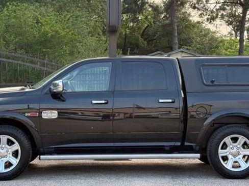 Used 2015 RAM 1500 Laramie Longhorn w/ Convenience Group AWD/4WD image 3