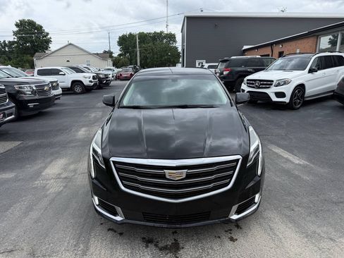 Used 2019 Cadillac XTS Luxury FWD image 2
