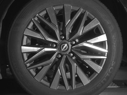 Used 2025 Nissan Altima 2.5 SV image 14