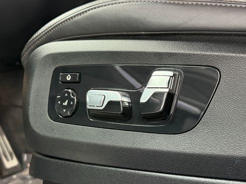Used 2024 BMW X5 M60i AWD/4WD image 37
