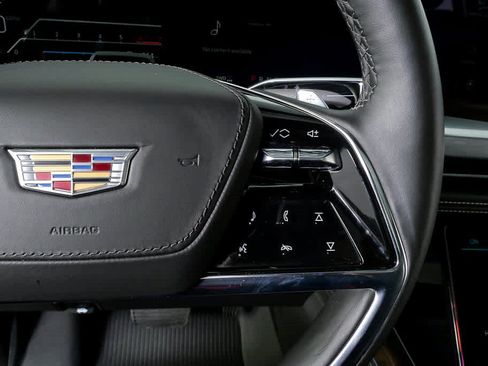Certified 2025 Cadillac Escalade ESV Sport Platinum AWD/4WD image 8