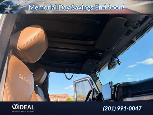Used 2016 Jeep Wrangler Unlimited Sahara w/ Connectivity Group AWD/4WD image 52