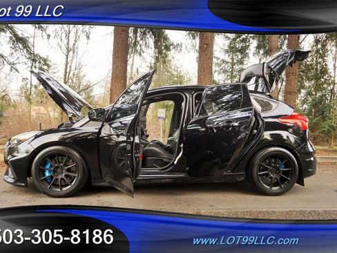 Used 2017 Ford Focus RS image 26
