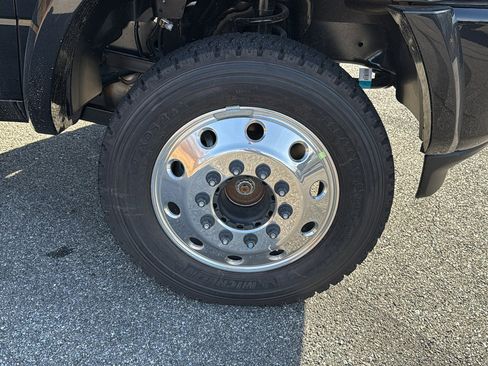 New 2026 RAM 5500 4x4 Crew Cab image 5