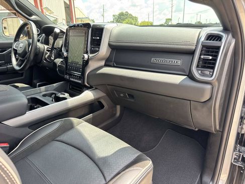 Used 2020 RAM 2500 Laramie AWD/4WD image 12