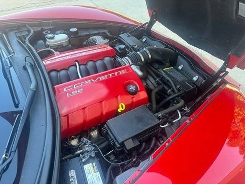Used 2005 Chevrolet Corvette Convertible w/ Preferred Equipment Group RWD image 12