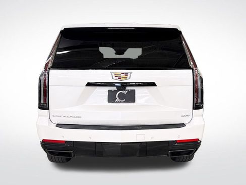 Used 2025 Cadillac Escalade Sport Platinum w/ LPO, Floor Liner Package AWD/4WD image 4