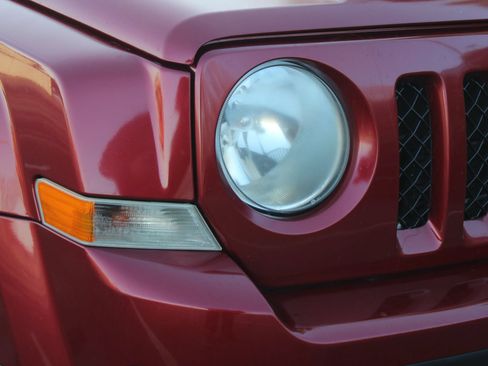 Used 2011 Jeep Patriot Sport w/ PWR Value Group AWD/4WD image 34