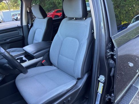 Used 2020 RAM 1500 Big Horn AWD/4WD image 3