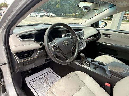 Used 2014 Toyota Avalon XLE FWD image 12