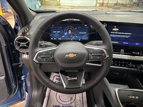 New 2026 Chevrolet Equinox LT w/ Convenience Package II image 29