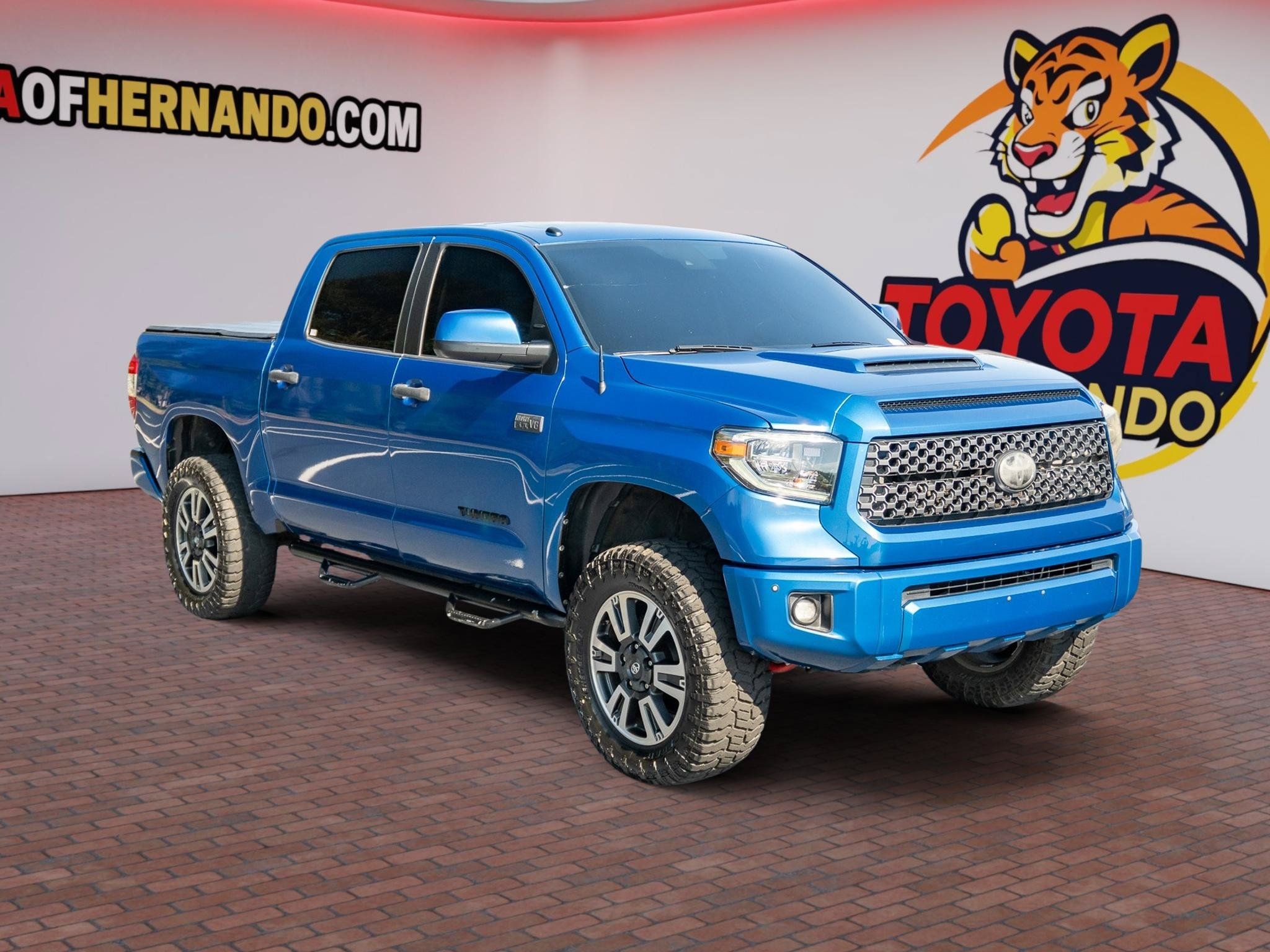 Used 2018 Toyota Tundra SR5 AWD/4WD image 3