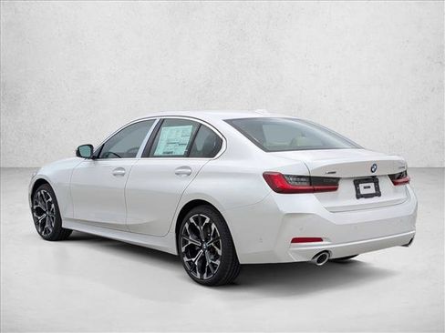 Used 2026 BMW 330i xDrive Sedan AWD/4WD image 9