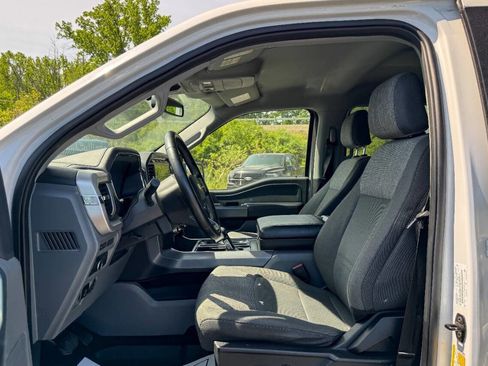 Used 2023 Ford F150 Lightning XLT AWD/4WD image 25