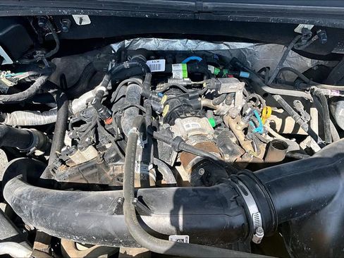 Used 2019 Ford F150 XL w/ Equipment Group 101A Mid AWD/4WD image 32