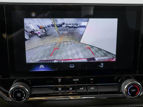 Used 2024 Chevrolet Colorado LT w/ LPO, Pro Essentials Package AWD/4WD image 8